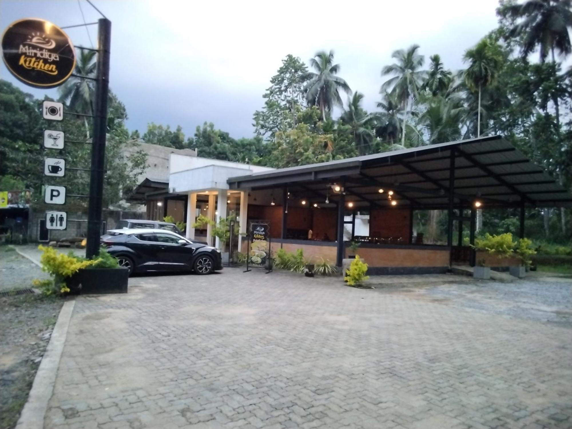 Miridiya Resort Yatiyantota Exterior photo
